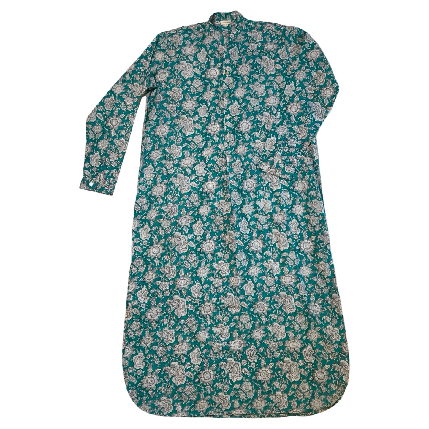 Daisy woman sleeping gown